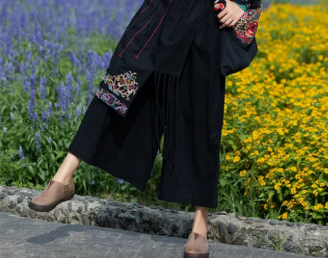 民族风女绣花黑色棉麻裤裙春秋款女士不规则裙...
