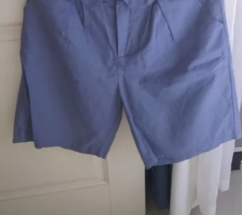 全新棉麻裤子，没有熨烫将就看，腰围37拉伸...