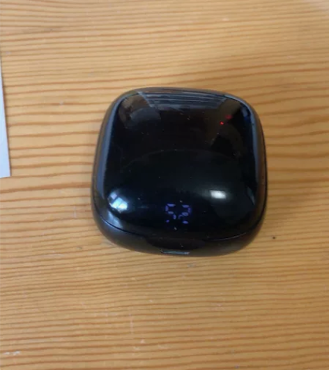 纽曼蓝牙耳机 用了一段时间后面换新的了 纽...