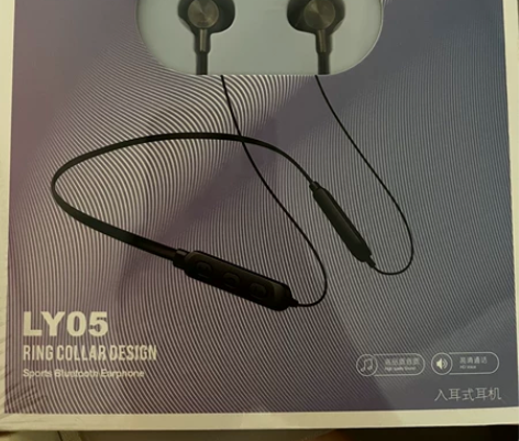 #磁吸颈挂入耳式运动蓝牙耳机，全新未拆封 ...