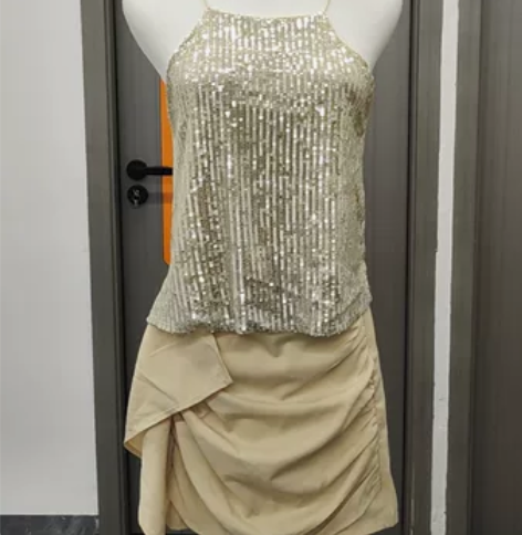 设计感小众性感亮片闪闪吊带背心女夏装别致短...