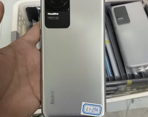 红米k50pro12+512版本，游戏旗舰...