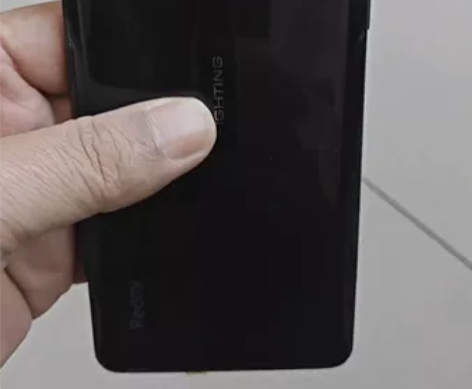 红米k40游戏增强版手机 机器换过后盖，无...