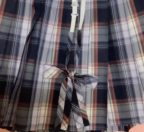 jk群低价出售 一次没有穿过 s骂 有调节...