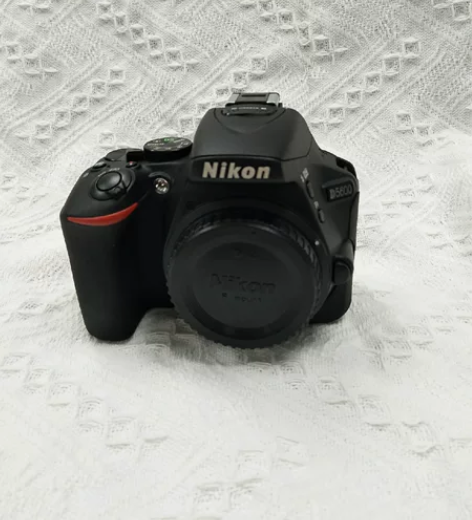 便宜出尼康d5600 18-55二代套机 ...