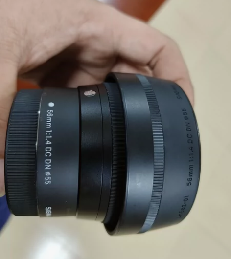 适马56f1.4 佳能EFM口 箱说齐全 ...