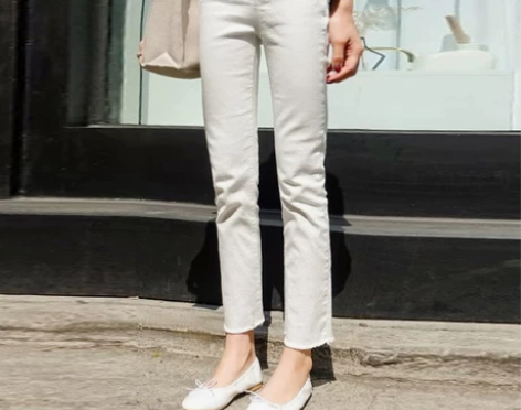 白色牛仔裤女九分裤2022年新款春秋直筒八...