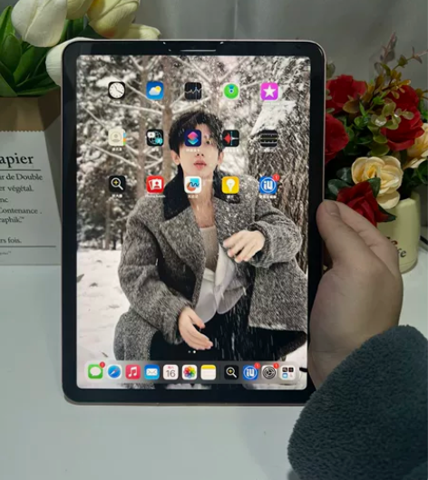 iPad2020款Air4 插卡?Wi-F...