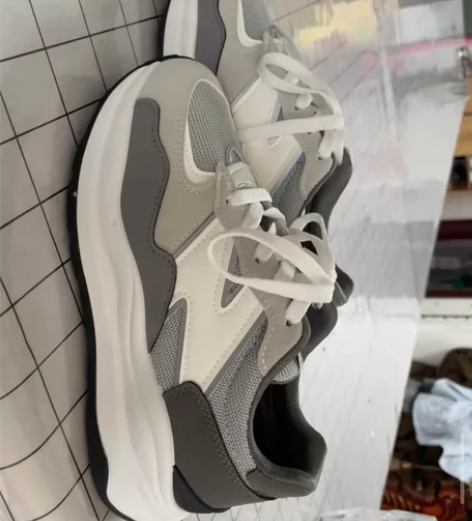 新百伦5740 全新未穿 43码 不是真的...