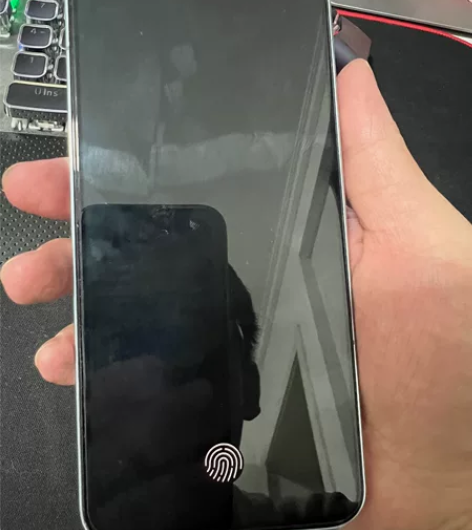 小米13,12+256 官方保修到24年...