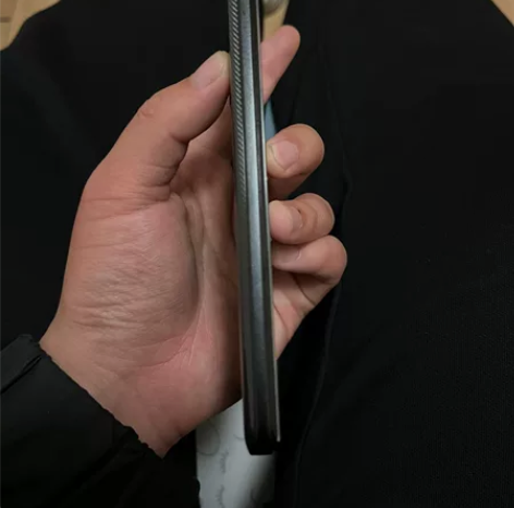 红米k60pro 12+512黑色，无磕碰...