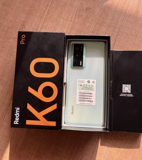 红米 k60pro 12+512 成色98...