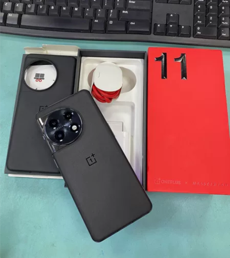 一加11 三网通5G，功能一切完好，不管是...