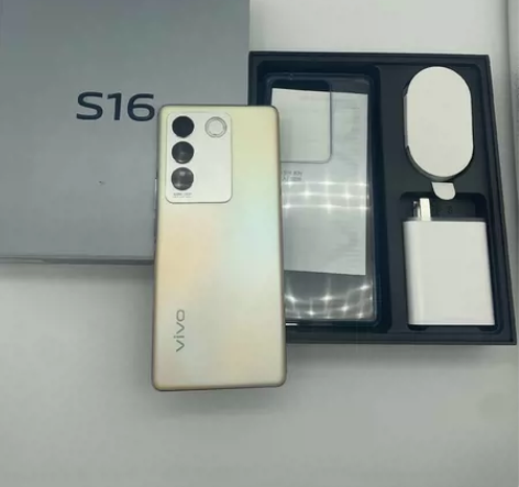 VIVO S16 12+256 演示机正品...
