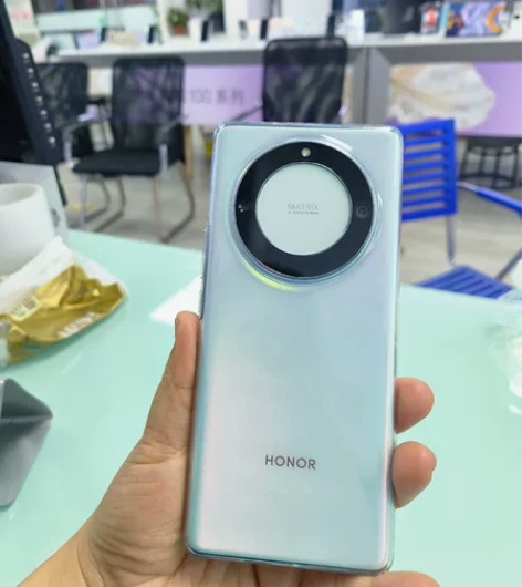 荣耀x40 9.999新   充电器保卡盒...