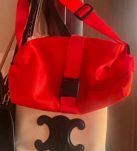 运动包 健身包 放折叠伞 全场满40包邮 ...