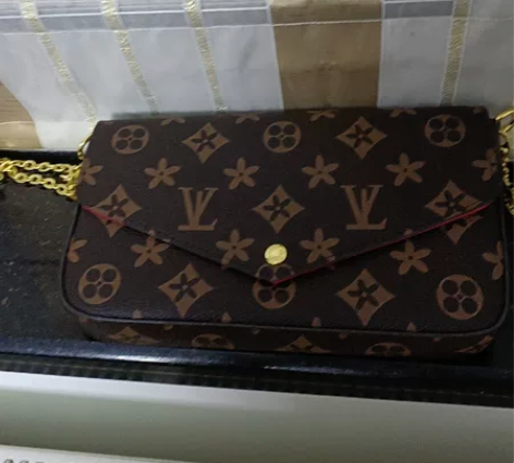 小单肩包 感兴趣的话点“我想要”和我私聊吧～