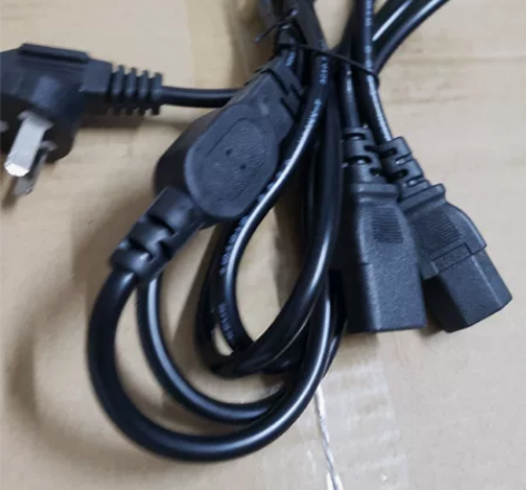 1.8米电源线 双头一拖二电脑主机显示器供...