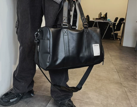 手提包男士健身包学生运动背包男款单肩包挎包...