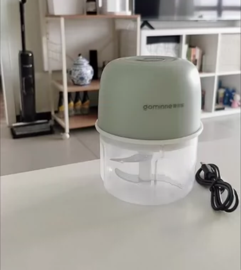 浅绿色蒜泥神器拉蒜器电动打蒜器捣蒜器绞肉机...