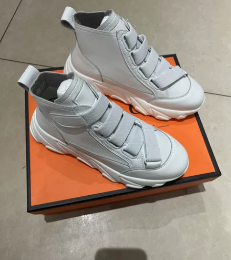 真皮小白鞋女秋冬新款韩版魔术贴休闲鞋网红厚...