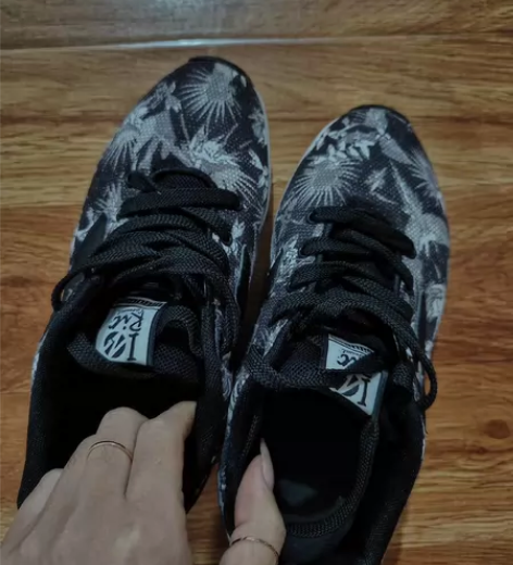 女士乔丹运动鞋 购于专柜  36码 保证正...