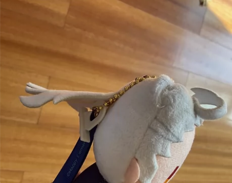 ngs美娃 头顶有开线 有盒有链好价出 感...