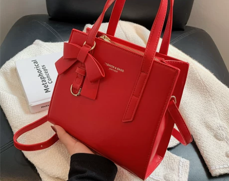 高级感包包女2023新款时尚百搭斜挎包平时...