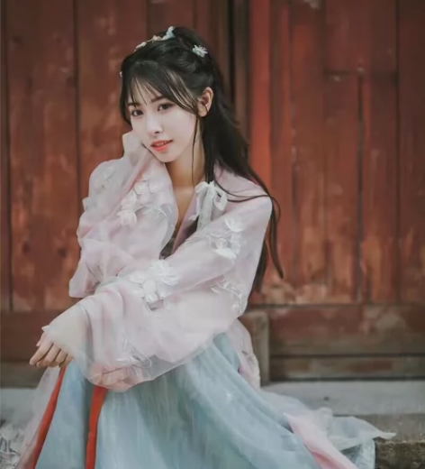 出租汉服，图一金钗记汉服（粉色长衫+米色长...