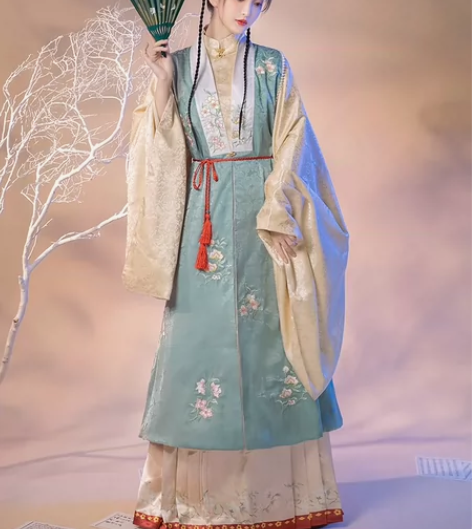 柒邑原创汉服女【西楼月】明制立领长袄比甲马...