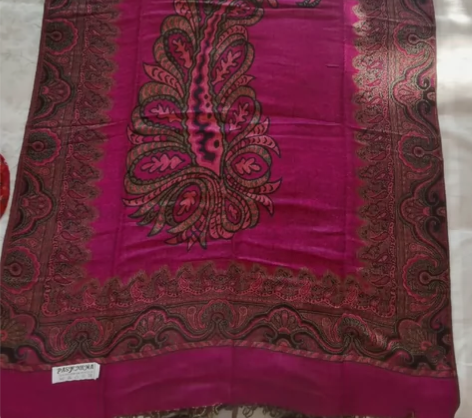 长款围巾1.8*0.7，九成新，有年代感，...