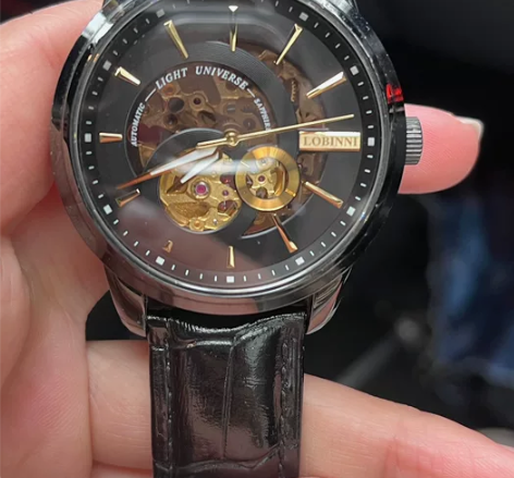 罗宾尼男士机械手表 感兴趣的话点“我想要”...
