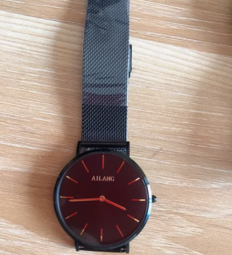 艾浪品牌 男士超薄手表一个 99元全新艾浪...