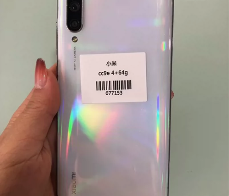 小米CC9e白色恋人6+64 全部实拍图外...