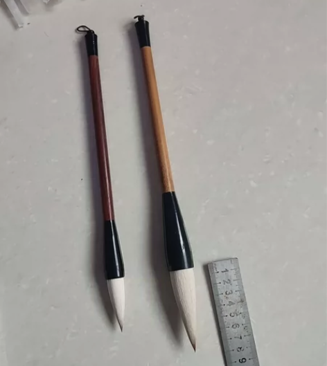 大小斗笔，出锋7厘米15元，小的10元 感...