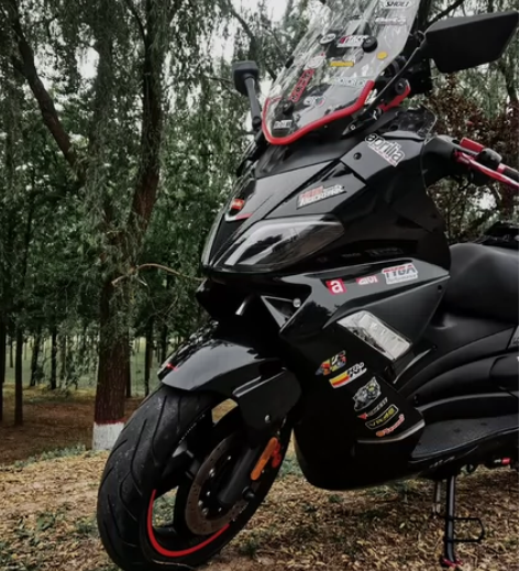 出售2020年阿普利亚sr250max，实...