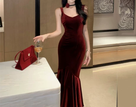 赫本风法式金丝绒吊带连衣裙女秋冬酒红色名媛...