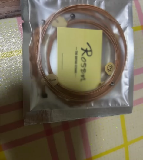 吉他弦一弦到六弦，全新未拆封 感兴趣的话点...