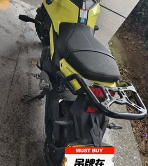 春风狒狒st摩托车，纯个人车，22年6月份买的同月上牌，刚买...