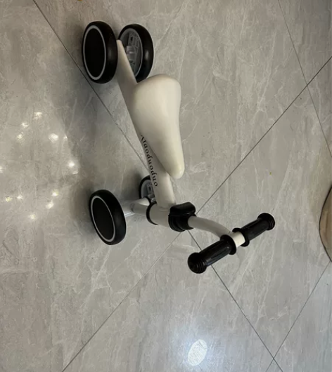 儿童平衡车，非全新，不退不换，仅限自提 感...