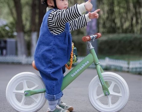 儿童平衡车无脚踏2岁3岁滑步车宝宝滑行车8...