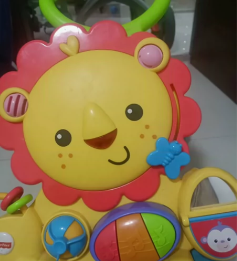 费雪狮子婴儿学步车，学走路四轮手推音乐早教...