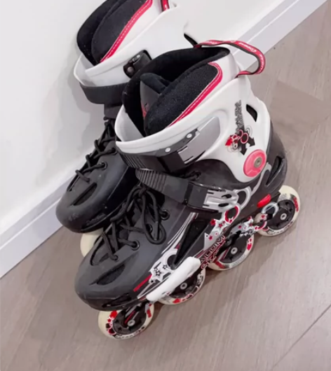 闲置一双旱冰鞋 感兴趣的话点“我想要”和我...