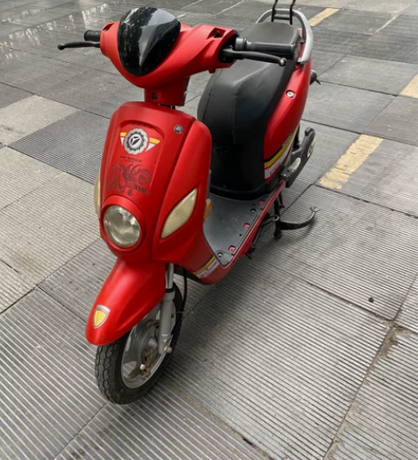 二手雅迪电动车 不要驾照 48V20A,可...