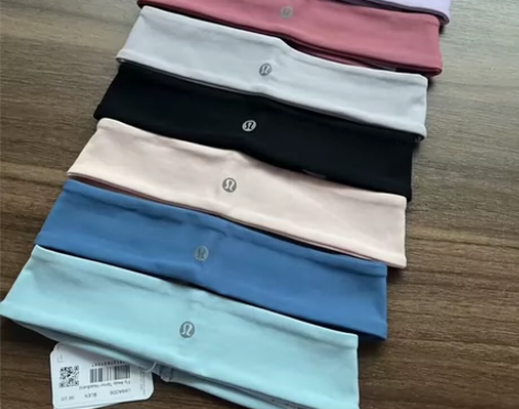 lulu跑步腰包大容量隐形腰包 均码 库存...