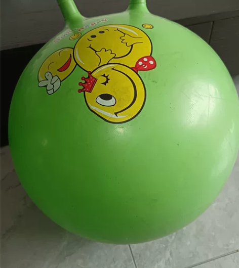 羊角球加厚加大哈哈球一个，练习孩子弹跳力，...