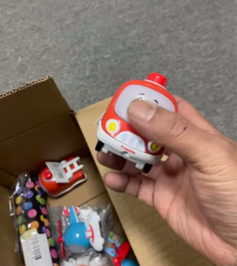 伟易达声光玩具车 感兴趣的话点“我想要”和...