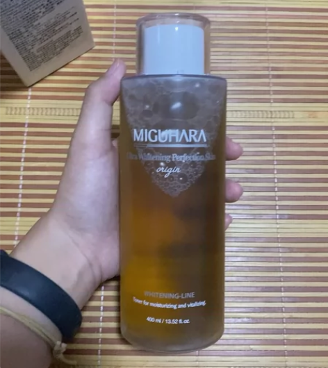 咪咕哈啦爽肤水包邮，买了两瓶，第一瓶还没用...