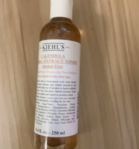 科颜氏金盏花爽肤水250ml，上个月刚买的...