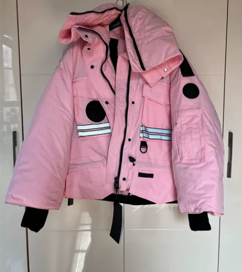 全新加拿大鹅粉色短款夹克功能性巨厚超美羽绒...